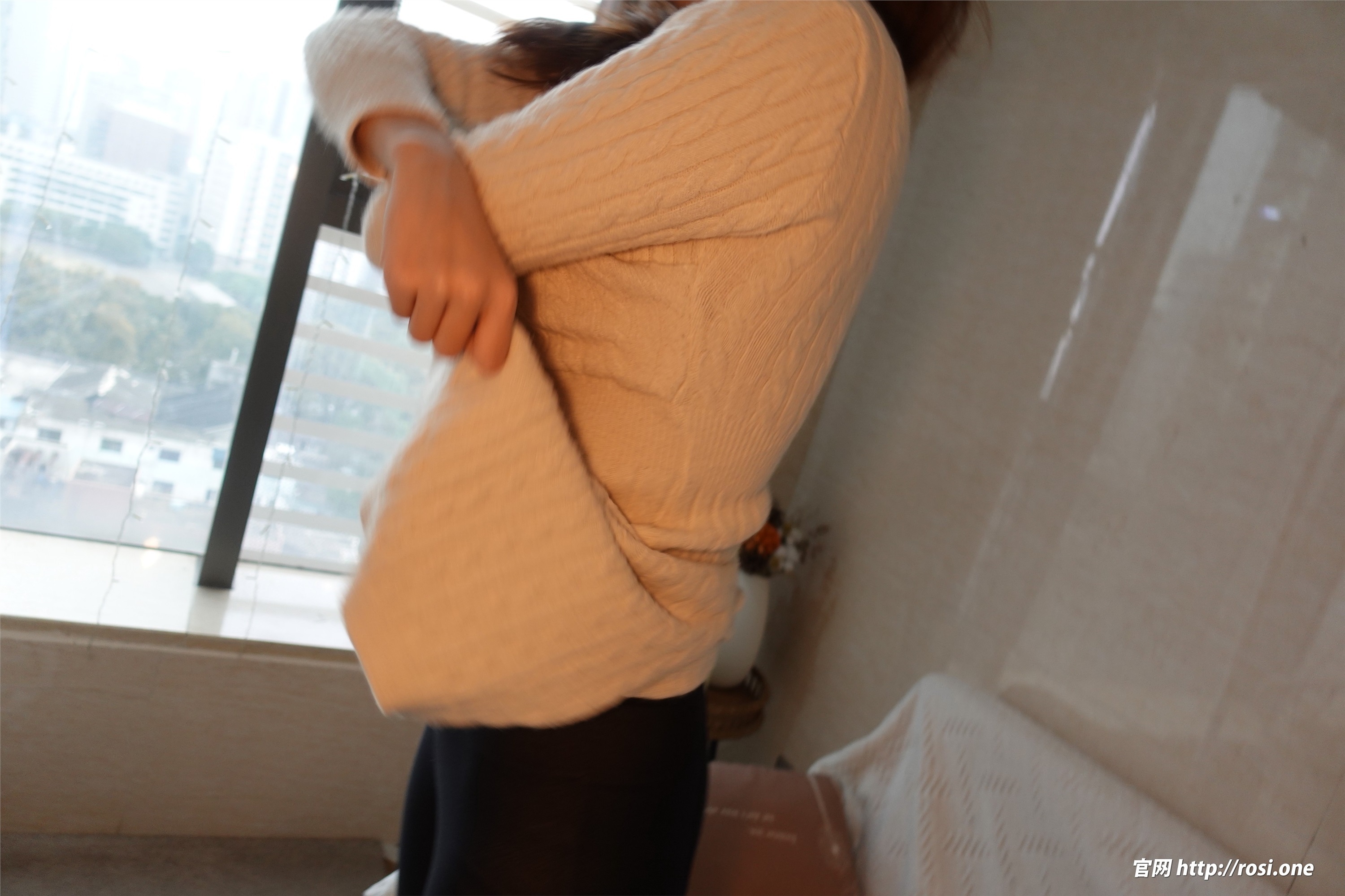 ROSI写真 2022.01.27 NO.3706